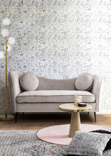 Učitajte sliku u preglednik galerije, Sofa Candis svijetlo siva