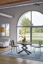 Učitajte sliku u preglednik galerije, Trpezarijski sto Cross 130 cm