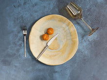Učitajte sliku u preglednik galerije, Kameni plitki tanjir Pearl 28 cm Porland