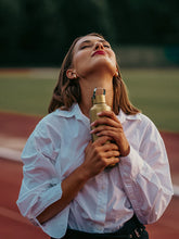 Učitajte sliku u preglednik galerije, Equa termo boca Timeless zlatna 600 ml