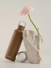 Učitajte sliku u preglednik galerije, Equa termo boca Timeless smeđa 600 ml