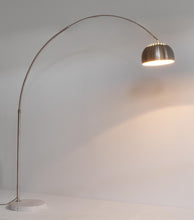 Učitajte sliku u preglednik galerije, Podna lampa NewClass Rad200 - 230h cm