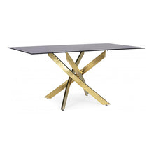Učitajte sliku u preglednik galerije, Stolovi George spadaju u grupu Best-seller proizvoda u 2020 godini. Savremenog su izgleda i savršeno se uklapaju uz najnovije trendove u opremanju enterijera.
Sto George Gold ima ploču od kaljenog stakla debljine 8 mm. Noge su od nehrđajućeg čelika sa epoksidnim premazom.