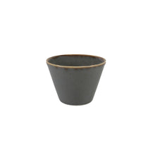 Učitajte sliku u preglednik galerije, Posuđe Seasons je izrađeno od visokokvalitetnog porcelana ALUMILITE koji se smatra dostignućem u istoriji proizvodnje porcelana. Ima odlične tehničke karakteristike za izradu dugotrajnog posuđa. Zbog svoje otpornosti i modernog dizajna ovo posuđe je namijenjeno i za domaćinstvo i za ugostiteljstvo.