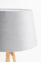 Učitajte sliku u preglednik galerije, Lampa Wallas siva 152h cm
