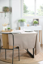 Učitajte sliku u preglednik galerije, Stolnjak Nelson 145x200 cm
