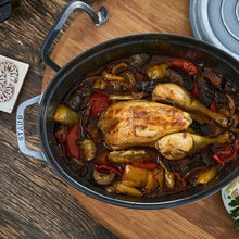 Učitajte sliku u preglednik galerije, Cocotte lonac od lijevanog željeza Staub 29 cm ovalni sivi
