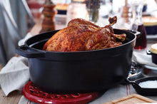 Učitajte sliku u preglednik galerije, Cocotte lonac od lijevanog željeza Staub 29 cm ovalni sivi
