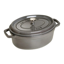 Učitajte sliku u preglednik galerije, Cocotte lonac od lijevanog željeza Staub 29 cm ovalni sivi
