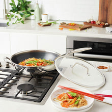 Učitajte sliku u preglednik galerije, Wok tava Zwilling Peak 30 cm
