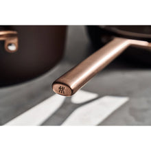 Učitajte sliku u preglednik galerije, Ballarini ZW Milano wok tava sa poklopcem 30 cm
