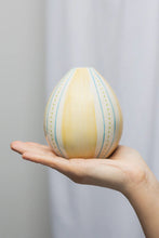 Učitajte sliku u preglednik galerije, Vaza Yellow Aquarell 10.5h cm
