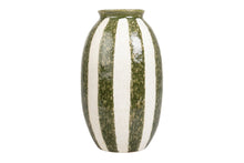 Učitajte sliku u preglednik galerije, Vaza Stripe Green 21x35 cm
