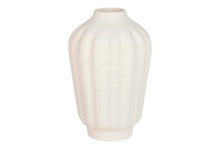 Učitajte sliku u preglednik galerije, Vaza Ceramic bež 20x20x30 cm

