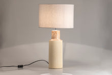 Učitajte sliku u preglednik galerije, Lampa stona Garpe 38x38x69 cm
