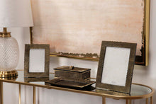 Učitajte sliku u preglednik galerije, Foto ram Black Golden 15x20 cm
