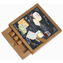 Učitajte sliku u preglednik galerije, EasyLife daska za rezanje sira sa noževima World of Cheese u poklon kutiji 25,5x25,5 cm

