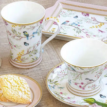 Učitajte sliku u preglednik galerije, Šolja sa tanjirićem Birds Melody 200 ml u poklon kutiji
