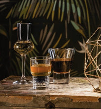 Učitajte sliku u preglednik galerije, Set 6 čaša za rakiju Riserva grappa 8,1 cl Rocco Bormioli
