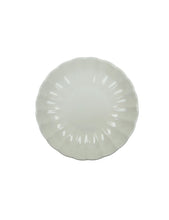 Učitajte sliku u preglednik galerije, Tanjir Calypso Ivory 23 cm
