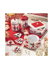 Učitajte sliku u preglednik galerije, Metalna kutija Orašar 18x16x9h cm
