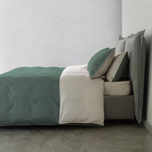 Učitajte sliku u preglednik galerije, Posteljina Cogal -Satin Finesse 119 single
