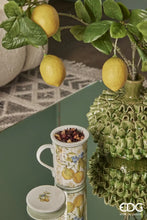 Učitajte sliku u preglednik galerije, Šolja sa poklopcem i infuzerom EDG Lemon 320 ml + poklon kutija
