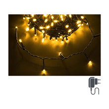 Učitajte sliku u preglednik galerije, Zeleni kabal sa 1000 led lampica veličine 5mm sa razmakom 5 cm, toplo svijetlo, ukupna dužina kabla sa lampicama 50 m, kabal za struju dodatnih 3 m. Sa 31V3.6W transformatorom, za unutrašnje i vanjsko korištenje. Lampice imaju 8 funkcija sa memorijom. Dimenzija: Materijal: Boja:
